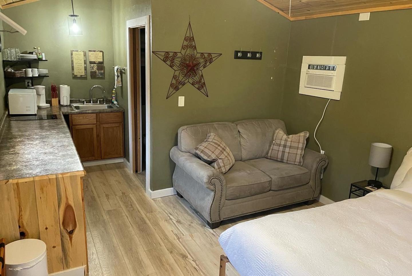 קאסטר Eagle'S Landing Lodge מראה חיצוני תמונה